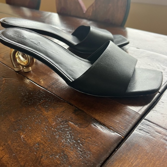 Cult Gaia Cora Black Sandals with Gold Heels, size 39 1/2 - Picture 3 of 12